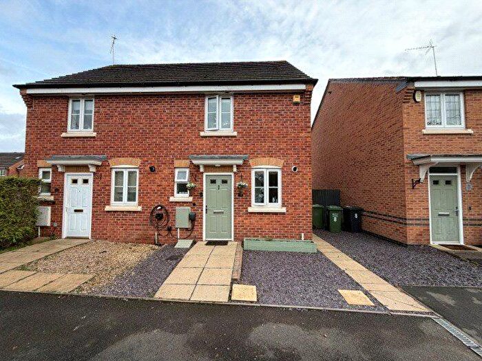 2 Bedroom Semi Detached House For Sale In College Walk, Kidderminster, Worcestershire, DY10