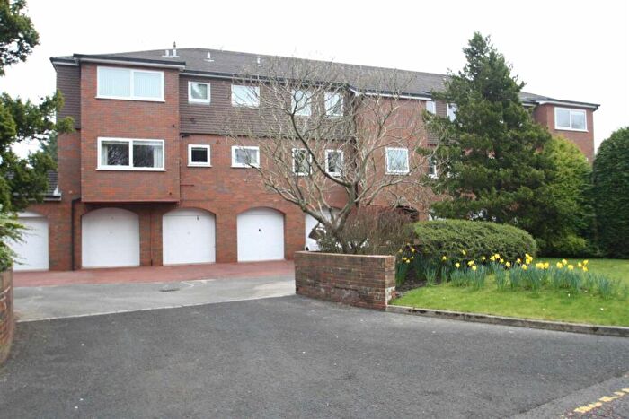 2 Bedroom Apartment To Rent In Greenhall Mews, Wilmslow, Cheshire, SK9