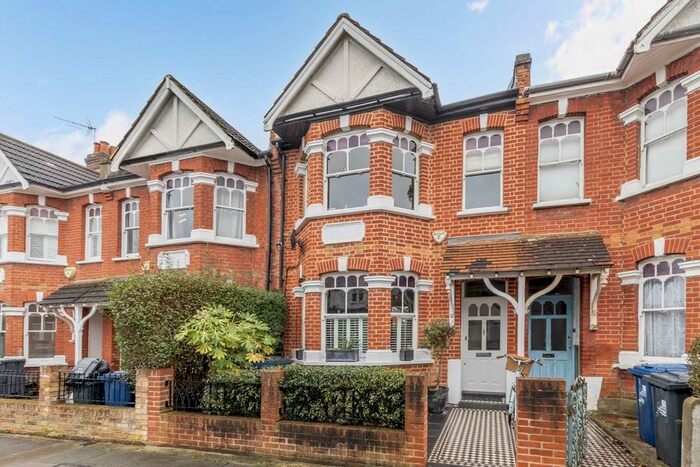 5 Bedroom Property To Rent In Kingscote Road, London, W4