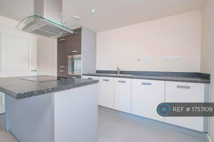 2 Bedroom Flat To Rent In Stoke Gifford, Bristol, BS16