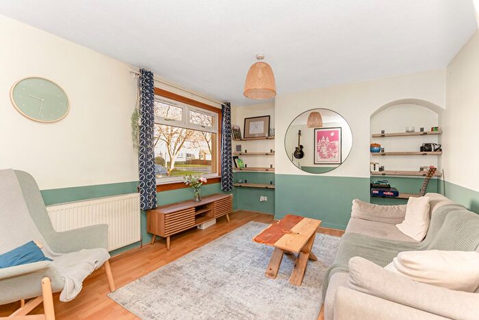 1 Bedroom Flat For Sale In South Gyle Mains, South Gyle, Edinburgh, EH12