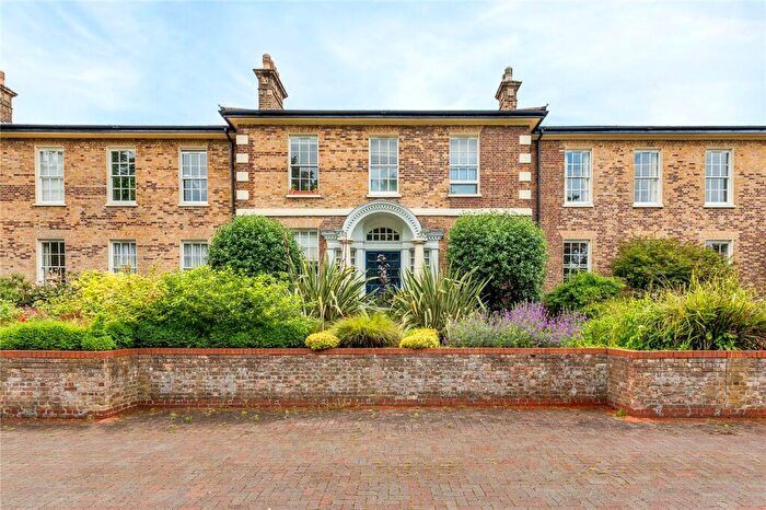 1 Bedroom Apartment To Rent In Elderwood Place, West Norwood, London, SE27