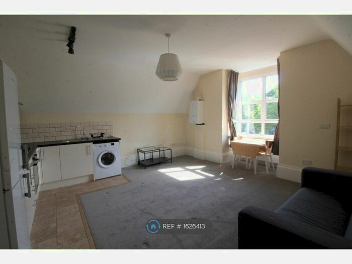 1 Bedroom Flat To Rent In Oxford Road, Birmingham, B13