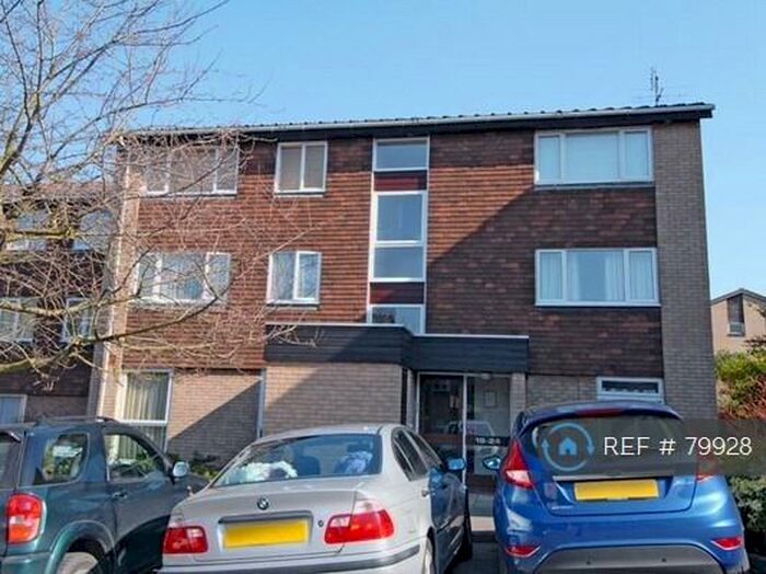 2 Bedroom Flat To Rent In Bardsley Close, Croydon, CR0