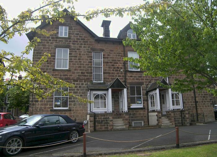 2 Bedroom Flat To Rent In North Park Road, Harrogate, HG1