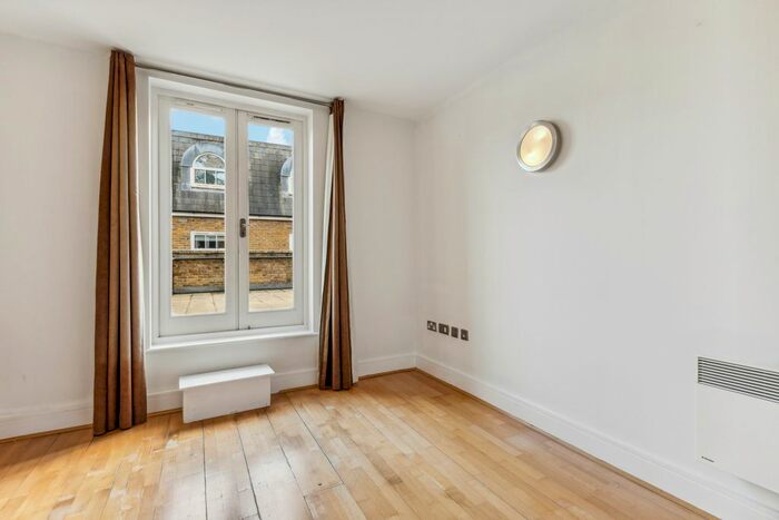 2 Bedroom Flat To Rent In Chiswick High Road, Chiswick, W4