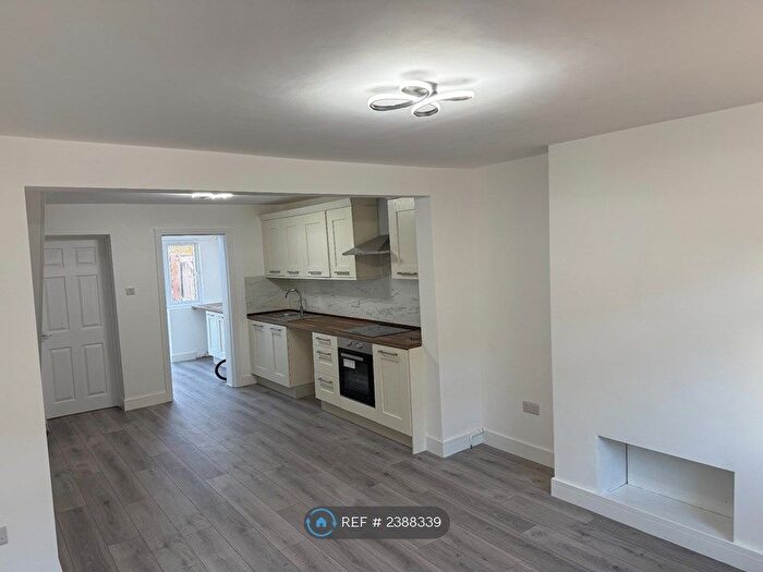 2 Bedroom Terraced House To Rent In Victoria Road, Bletchley, MK2