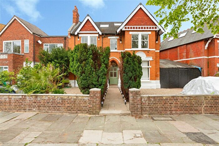 Studio To Rent In Mount Park Crescent, Ealing, W5