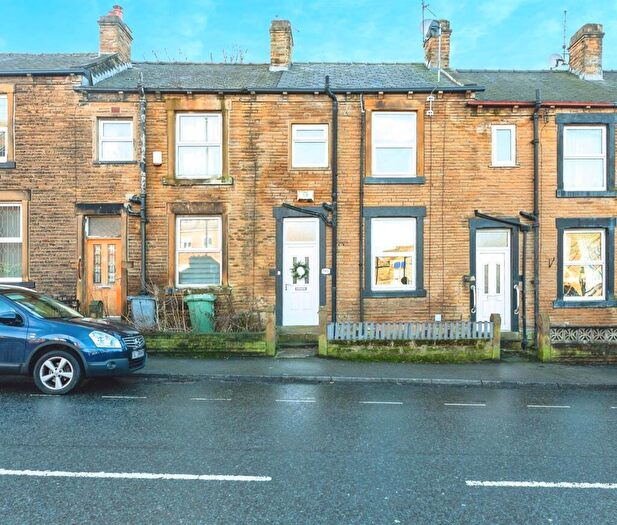 2 Bedroom Terraced House For Sale In Victoria Road, Morley, Leeds, LS27