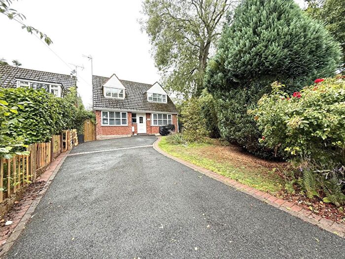 4 Bedroom Detached House For Sale In Finches Hill, Rugeley, WS15