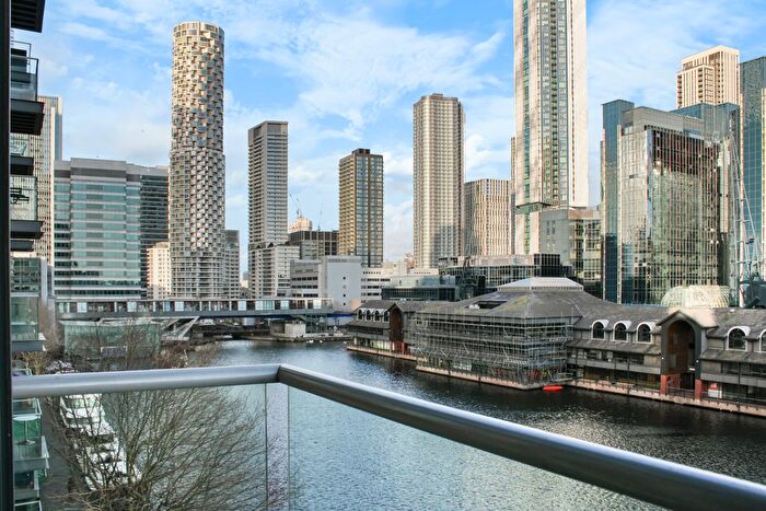 2 Bedroom Flat To Rent In Millharbour, London, E14