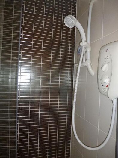 2 Bedroom Flat To Rent In Comet House, New Road, Harlington, UB3