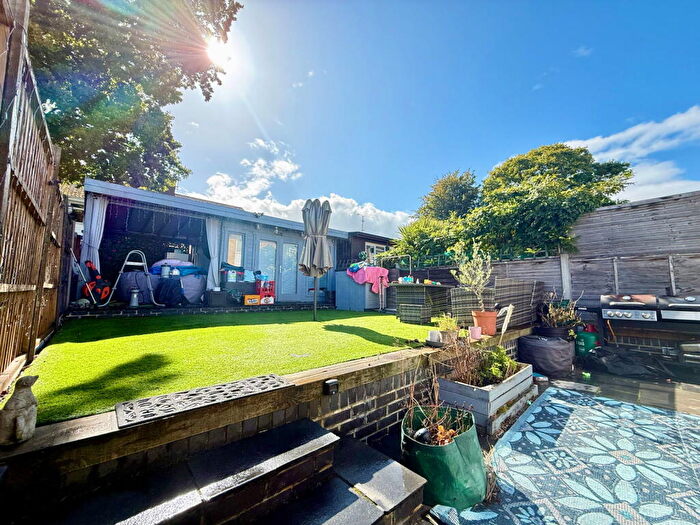 3 Bedroom Terraced House For Sale In Fairfax Close, Rainham, ME8