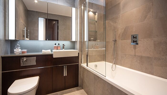 2 Bedroom Apartment To Rent In Charles Clowes Walk, London, SW11