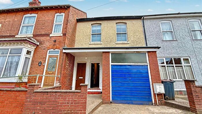 3 Bedroom Terraced House For Sale In Bournville Lane, Stirchley, Birmingham, B30