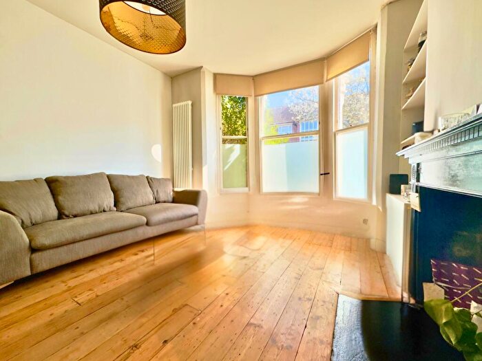 1 Bedroom Flat For Sale In Buckley Road, Kilburn, NW6