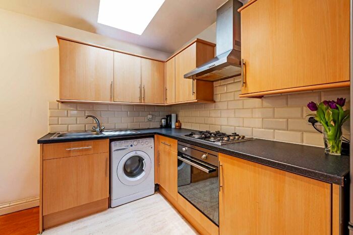 1 Bedroom Flat To Rent In Fonthill Road, London, N4