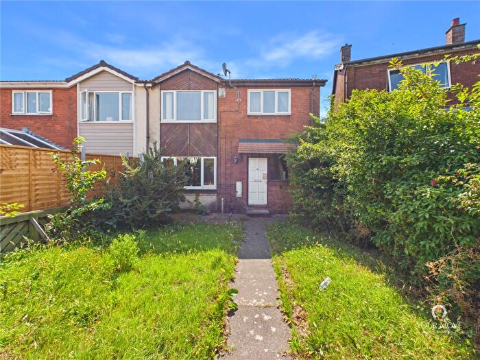 3 Bedroom End Of Terrace House For Sale In Birtley Avenue, Sunderland, Tyne And Wear, SR5