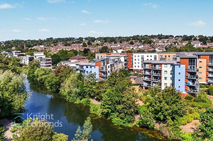 2 Bedroom Flat For Sale In Hart Street, Maidstone, ME16