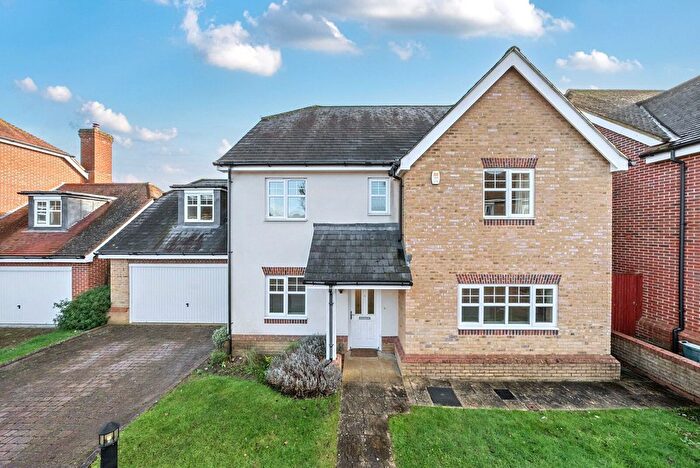 5 Bedroom Detached House For Sale In Knox Road, Guildford, GU2