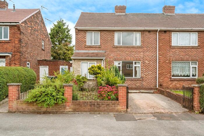 3 Bedroom Semi-Detached House For Sale In Norwood Avenue, Maltby, Rotherham, S66