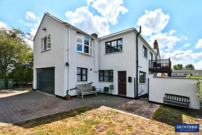 5 Bedroom Detached House For Sale In Forest Road, Huncote, Leicester, LE9