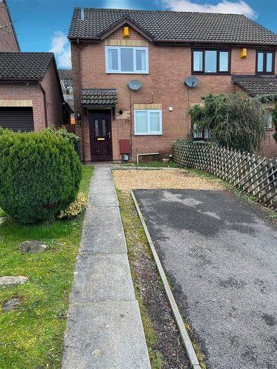 2 Bedroom Property To Rent In Heather Court, Ty Canol, Cwmbran, NP44