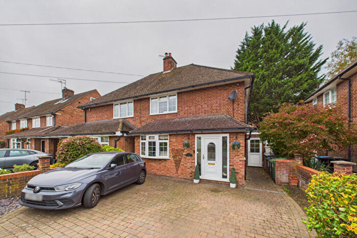 3 Bedroom Semi-Detached House To Rent In Beechfield Road, Boxmoor, HP1