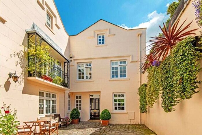 4 Bedroom End Of Terrace House To Rent In Park Village Mews, Regents Park, NW1