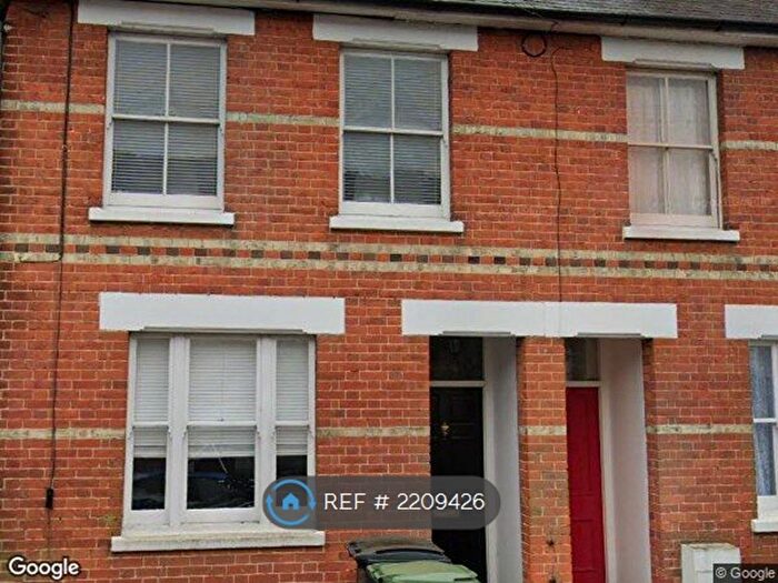 3 Bedroom Terraced House To Rent In Southern Road, Basingstoke, RG21