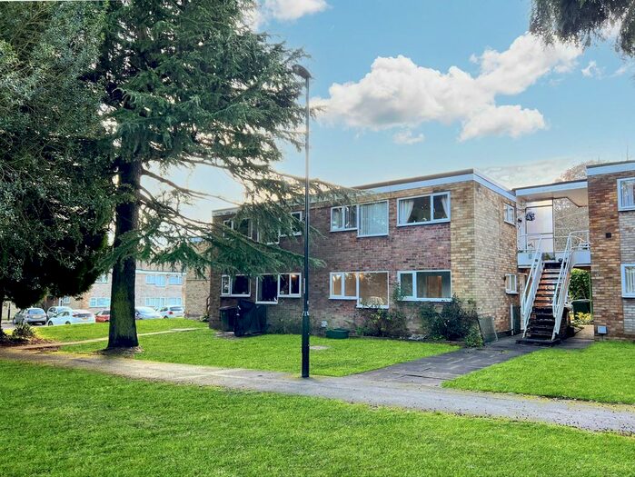 2 Bedroom Flat To Rent In Woodcraft Close, Coventry, CV4