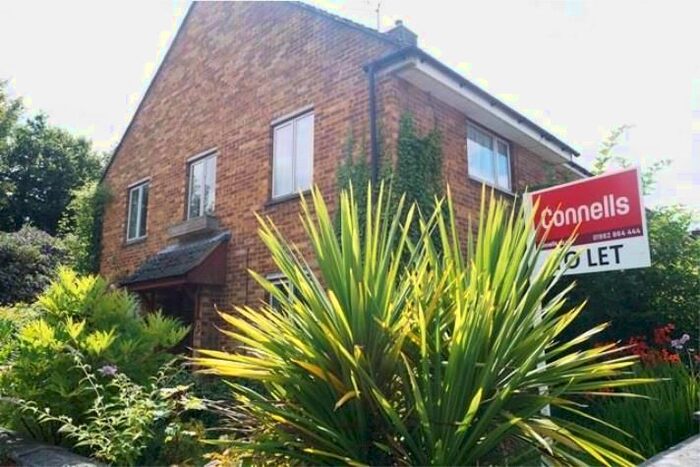 3 Bedroom Property To Rent In Garbett Road, Winchester, SO23
