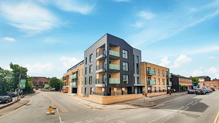 2 Bedroom Apartment To Rent In Wolsey Court, Cheshunt, EN8