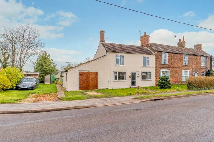 2 Bedroom Semi-Detached House For Sale In Main Road, New Bolingbroke, PE22