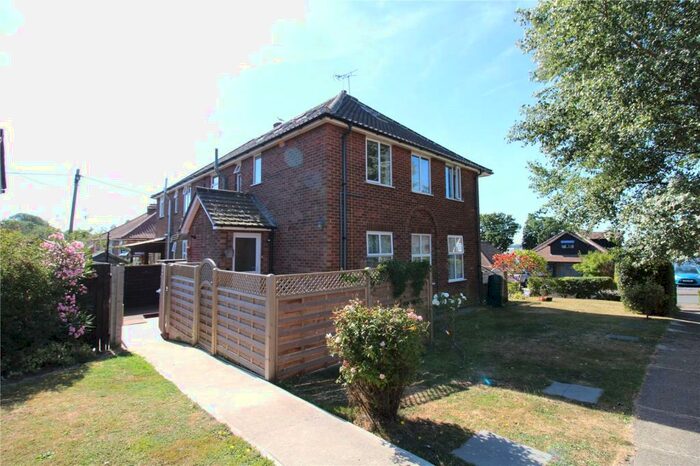 3 Bedroom Maisonette To Rent In Broadwater Gardens, Shotley Gate, Ipswich, Suffolk, IP9