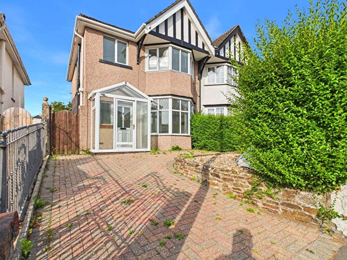 3 Bedroom Semi-Detached House For Sale In Coedcelyn Road, Sketty, SA2