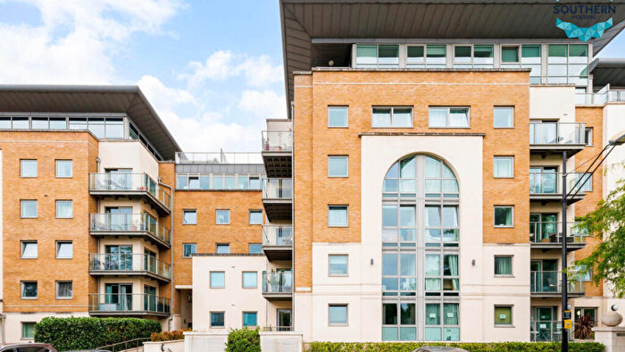 2 Bedroom Apartment For Sale In Building, Argyll Road, London, SE18