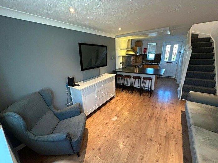 1 Bedroom End Of Terrace House To Rent In Augustus Gate, Stevenage, SG2