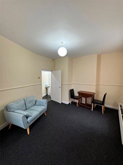 1 Bedroom Flat To Rent In Beeches Road, Rowley Regis, Birmingham, West Midlands, B65