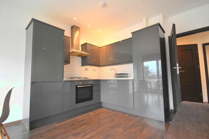 1 Bedroom Flat To Rent In Rye Lane, Peckham, SE15