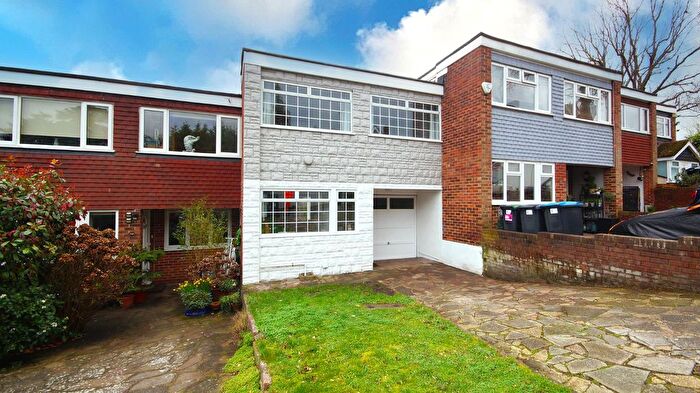 3 Bedroom Terraced House For Sale In Monkchester Close, Loughton, IG10