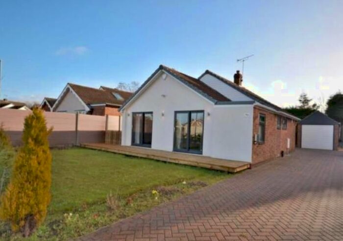 2 Bedroom Bungalow To Rent In High Ash Drive, Alwoodley, Leeds, LS17