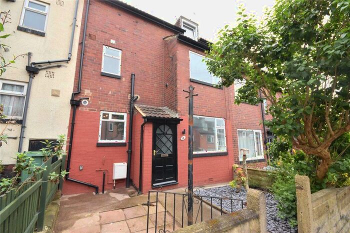 3 Bedroom Terraced House To Rent In Norman View, Kirkstall, Leeds, LS5