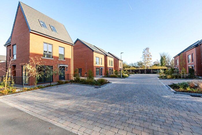 4 Bedroom Detached House For Sale In Hooton Road, Hooton, Ellesmere Port, Cheshire, CH66