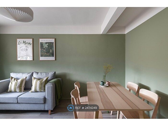 6 Bedroom Semi-Detached House To Rent In Rush Hill, Bath, BA2