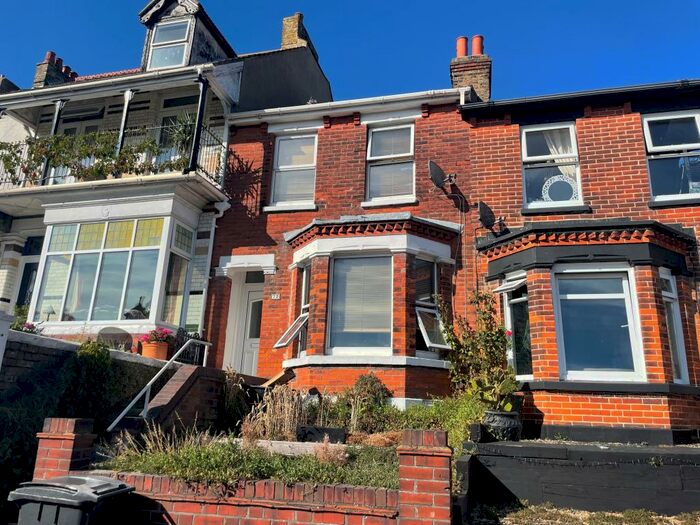 2 Bedroom House To Rent In Heathfield Avenue, Dover, CT16