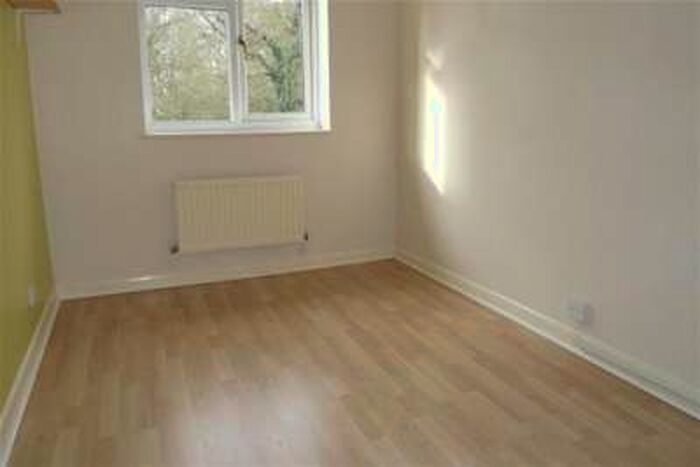 3 Bedroom House To Rent In Chineham RG24