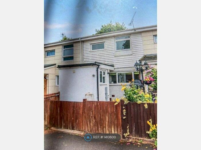 2 Bedroom Semi-Detached House To Rent In Highcroft Green, Maidstone, ME15