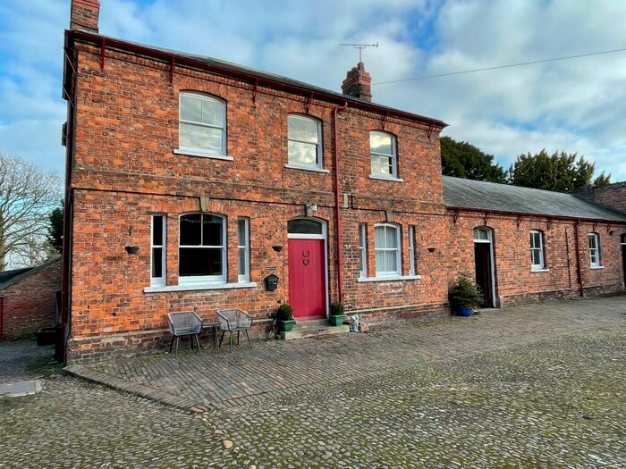 3 Bedroom Terraced House To Rent In Cefn Park Estate, LL13