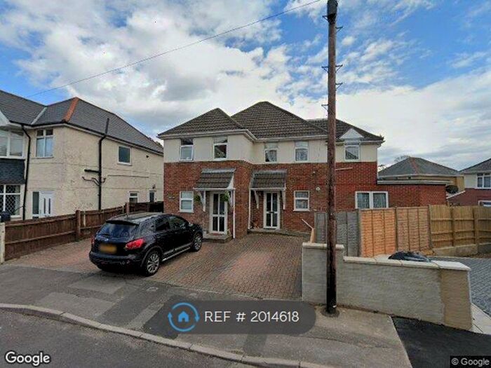 2 Bedroom Flat To Rent In Somerley Court, Bournemouth, BH9